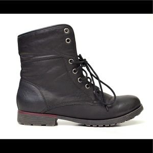 Rock and candy spray paint combat boot